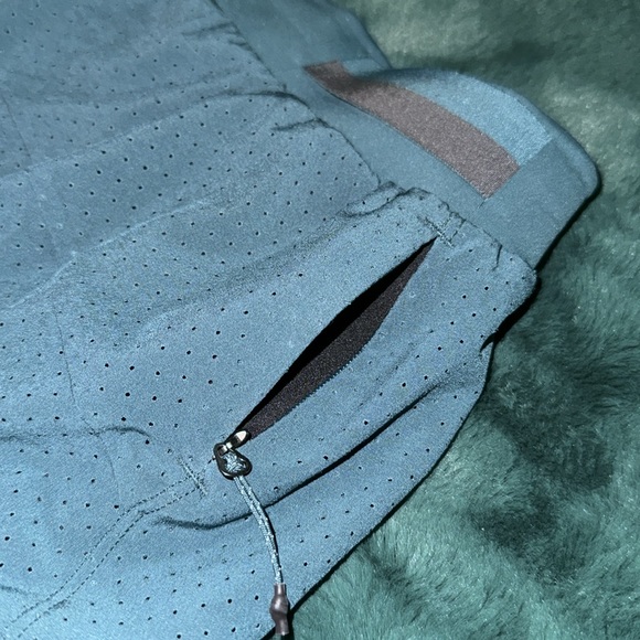 Not my style. Never worn before (tag is still on). - Picture 5 of 7